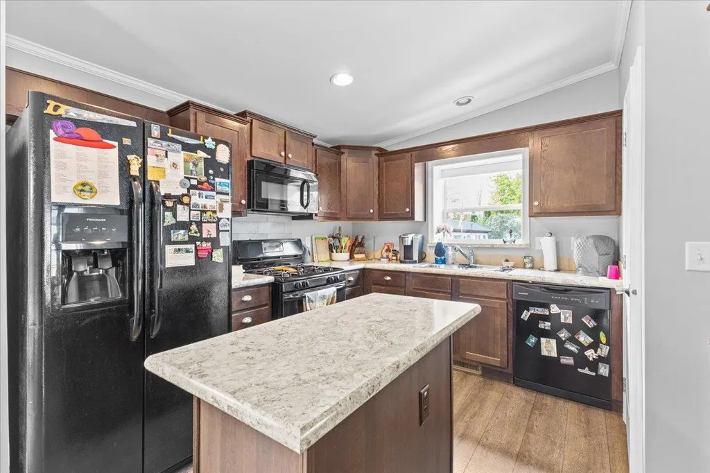 302 Penny Lane Shelburne VT 05482