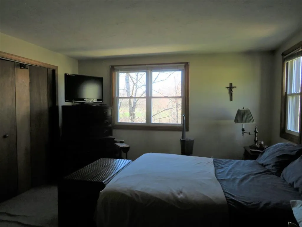 127 Lake Street Bristol NH 03222