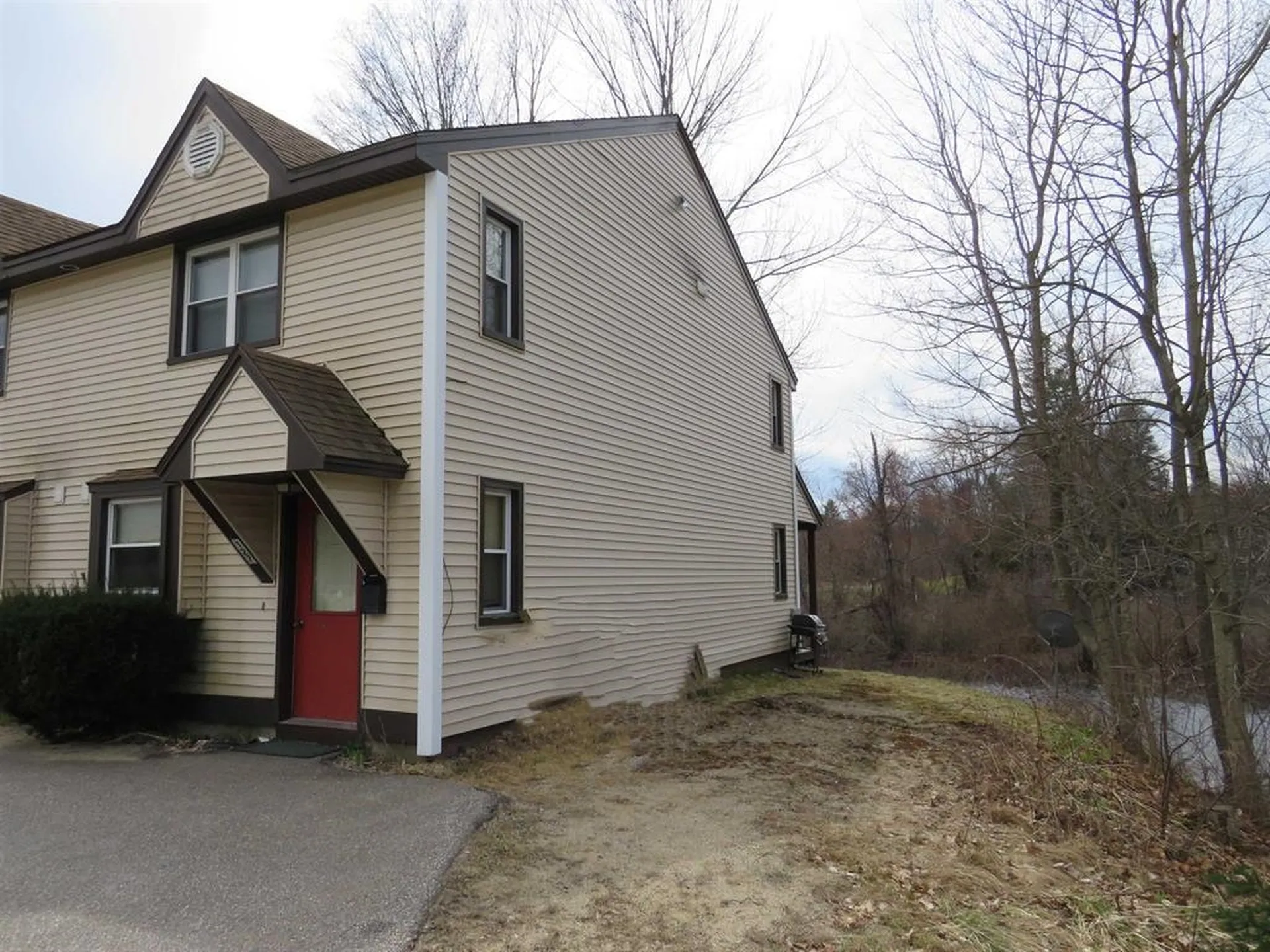 127 Lake Street Bristol NH 03222