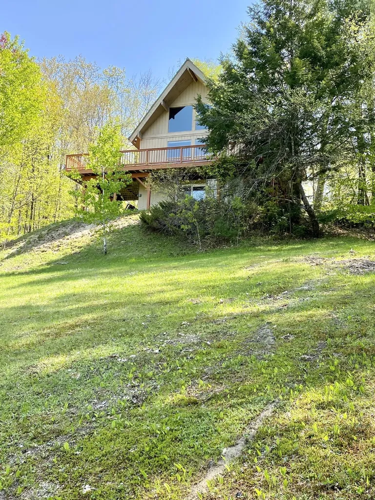 795 Hall Road Bristol NH 03222