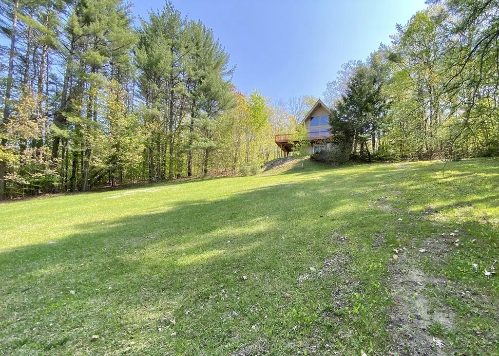 795 Hall Road Bristol NH 03222