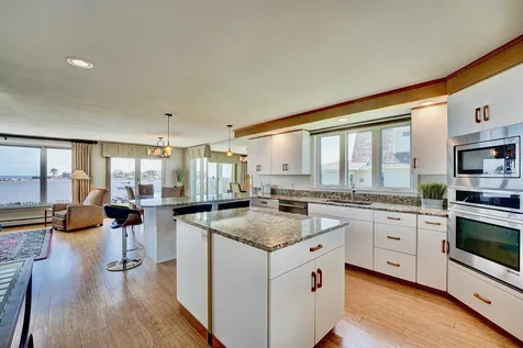 1734 Ocean Boulevard Rye NH 03870