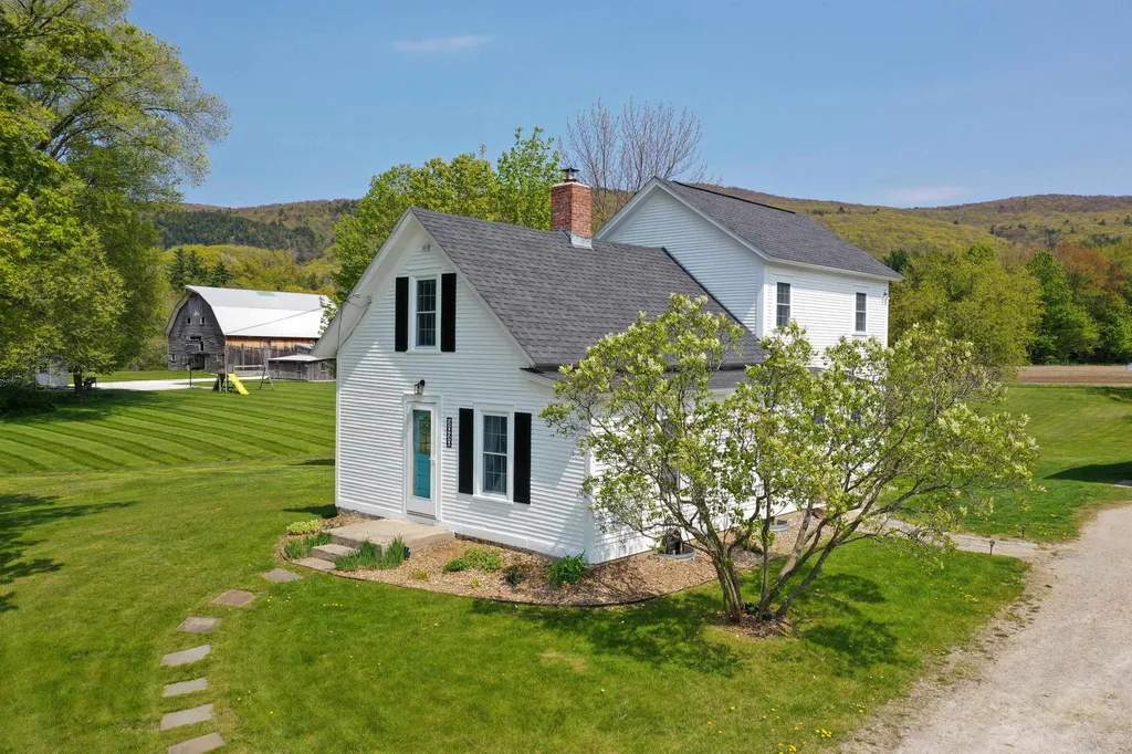 2020 Case Street Middlebury VT 05753