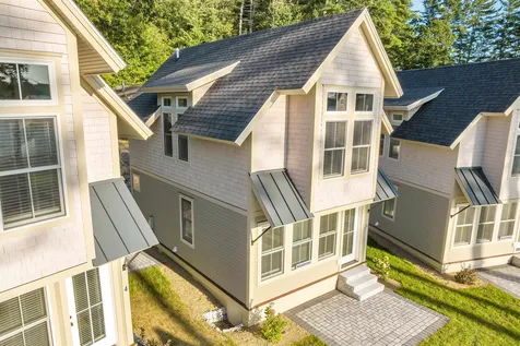 109 Weirs Boulevard Laconia NH 03246