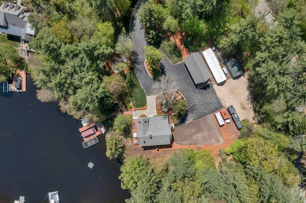 163 Mountain Road Nottingham NH 03290