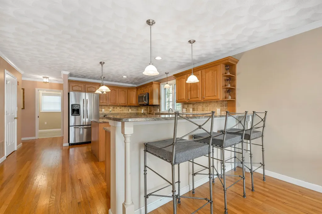163 Mountain Road Nottingham NH 03290