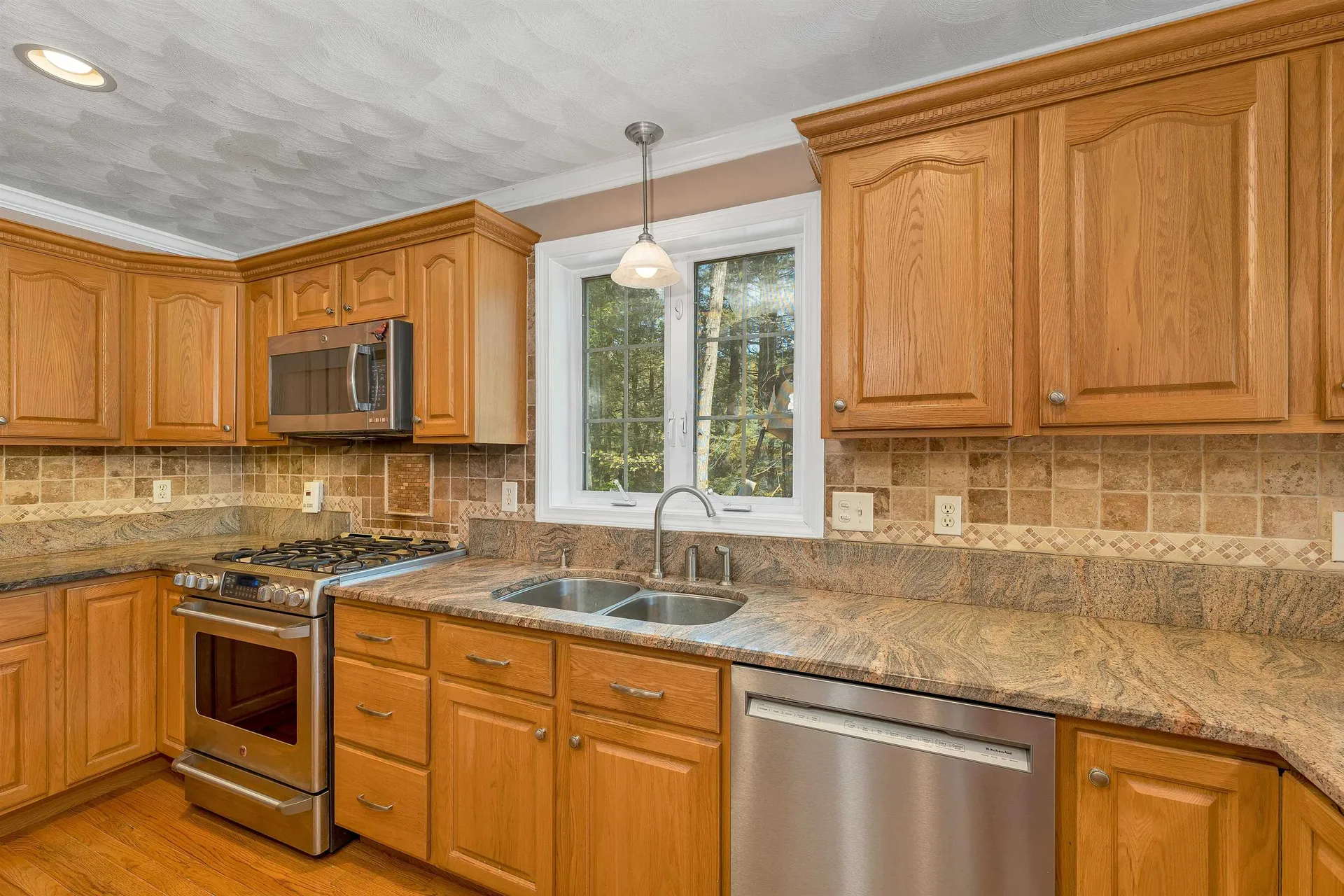 163 Mountain Road Nottingham NH 03290