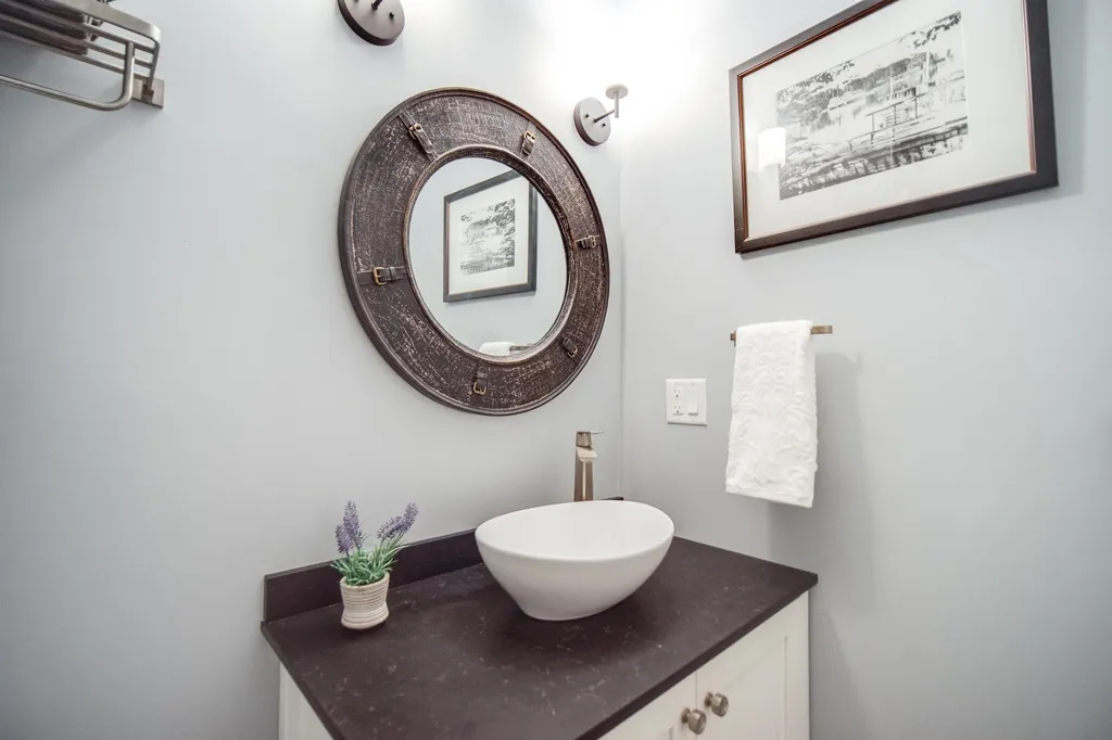 250 Eagle Mountain Harbor Road Milton VT 05468
