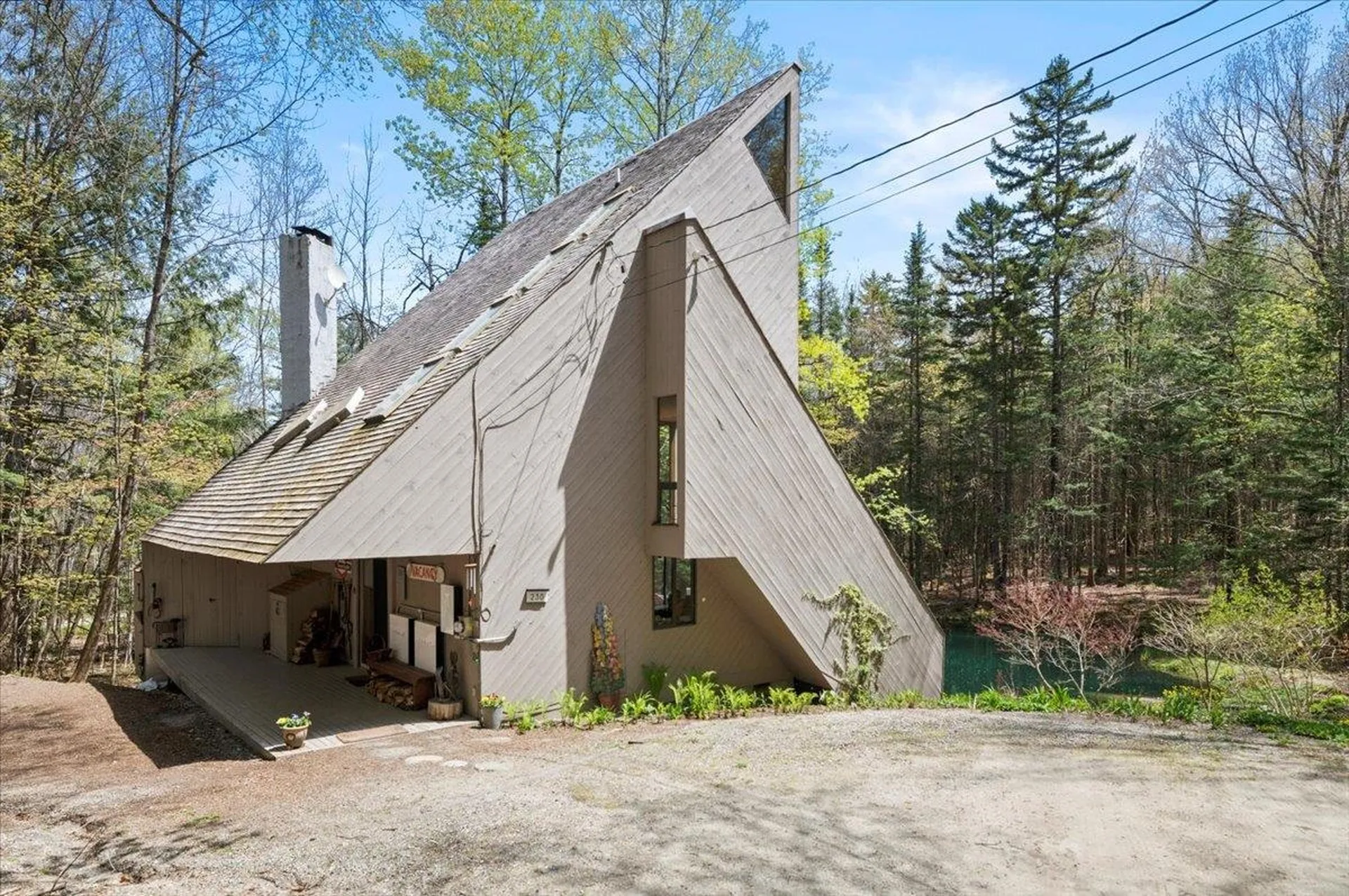 230 Three Pond Road Peru VT 05152