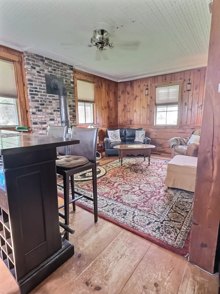 475 North Road Alexandria NH 03222