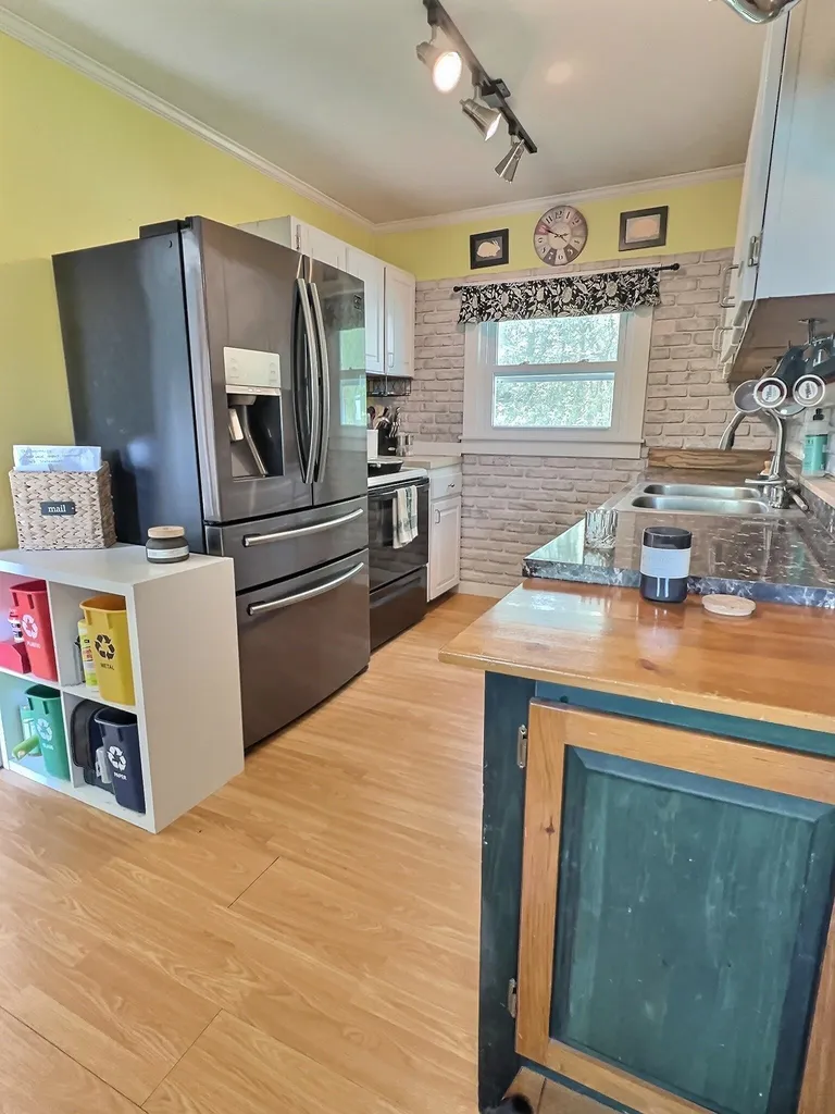 475 North Road Alexandria NH 03222
