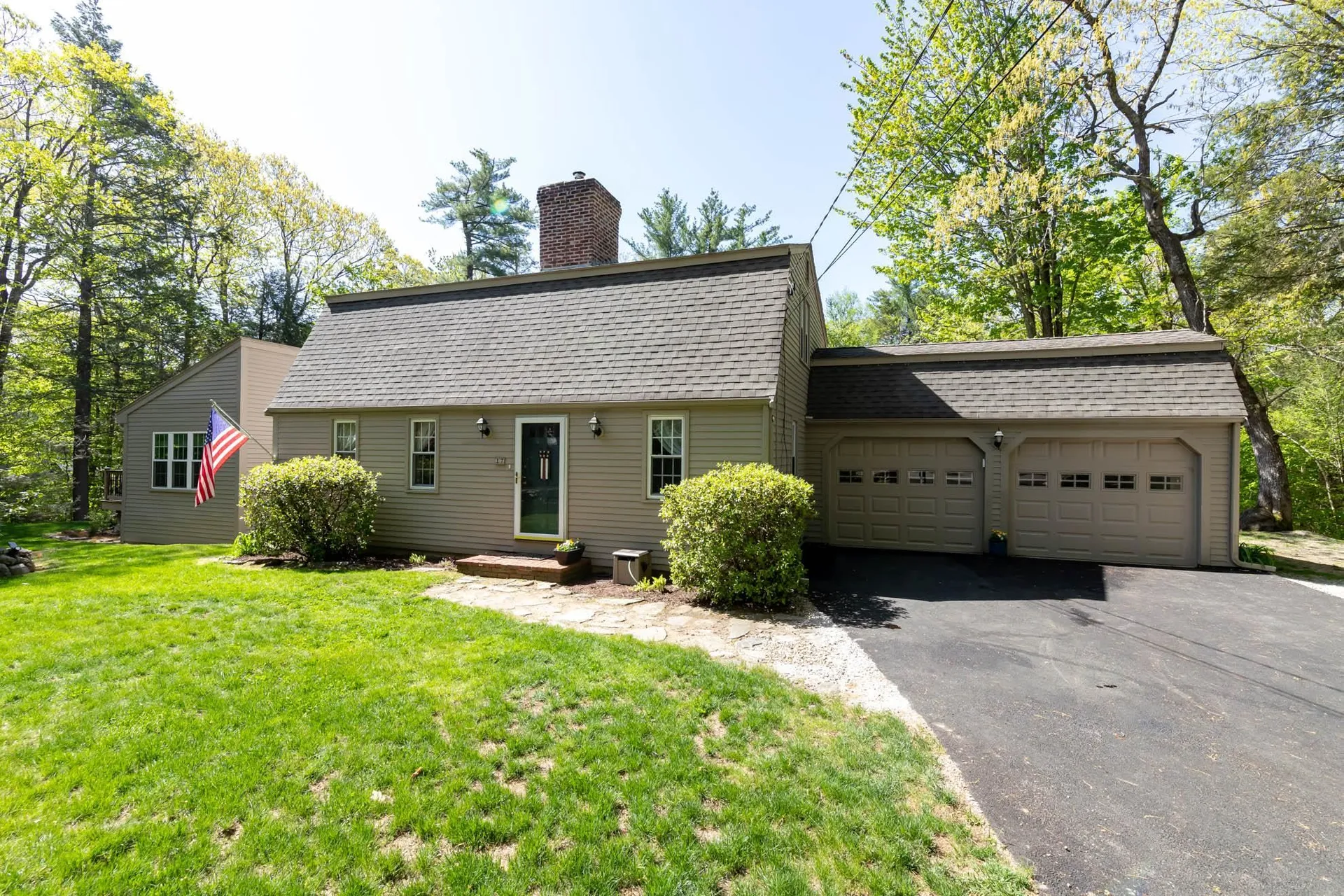 17 Woodland Drive Amherst NH 03031