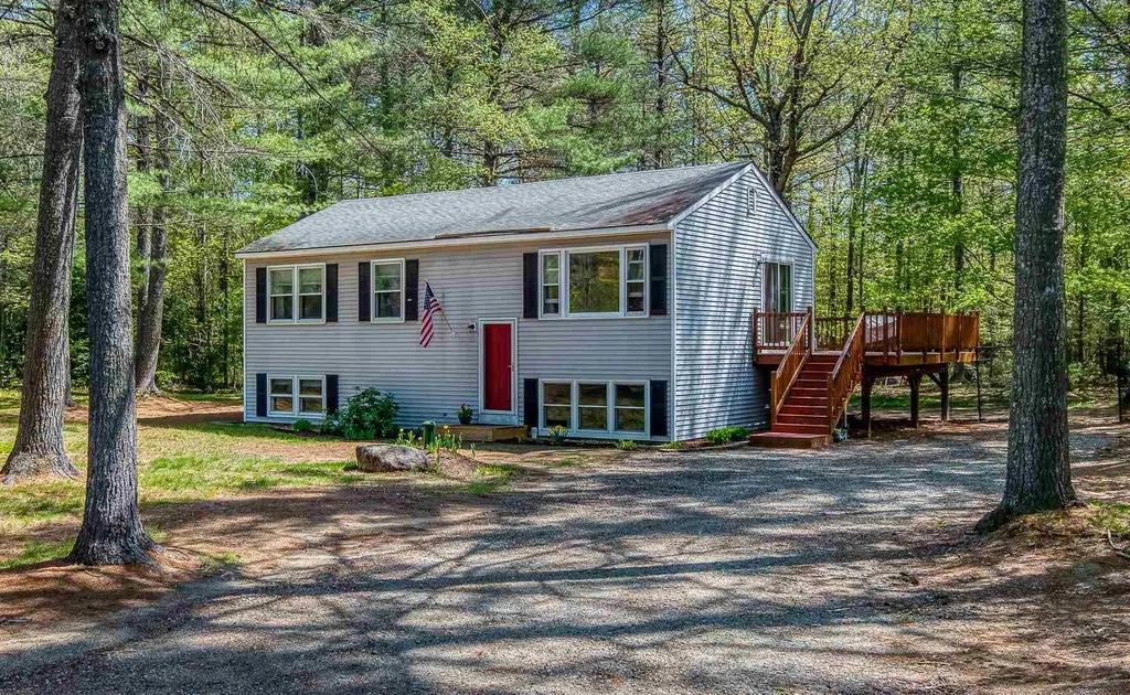 69 Whitelaw Drive Conway NH 03813