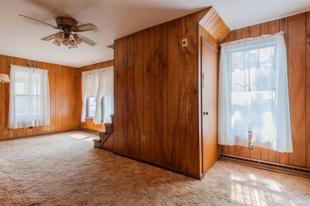 3 Edwards Street Nashua NH 03060