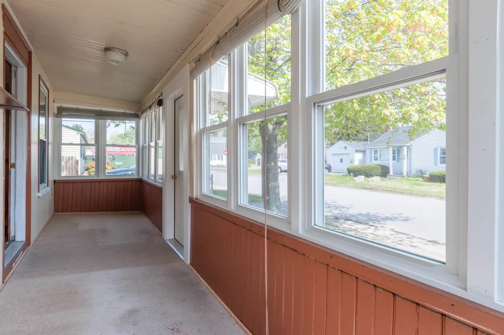 3 Edwards Street Nashua NH 03060