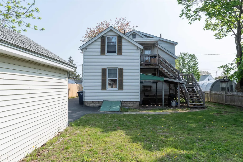 3 Edwards Street Nashua NH 03060