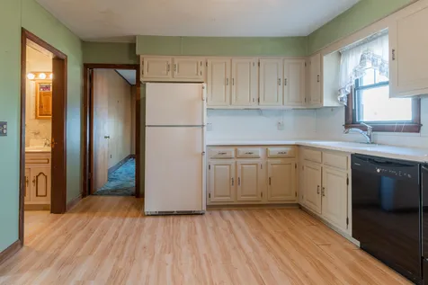 3 Edwards Street Nashua NH 03060