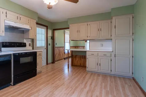 3 Edwards Street Nashua NH 03060