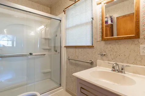 3 Edwards Street Nashua NH 03060