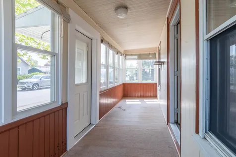 3 Edwards Street Nashua NH 03060