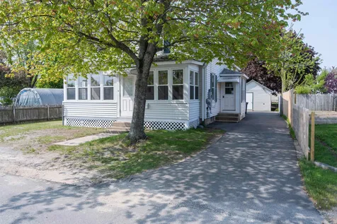 3 Edwards Street Nashua NH 03060