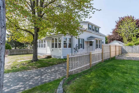 3 Edwards Street Nashua NH 03060