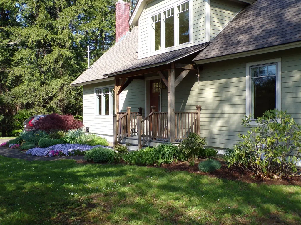 11 Riverview Street Keene NH 03431