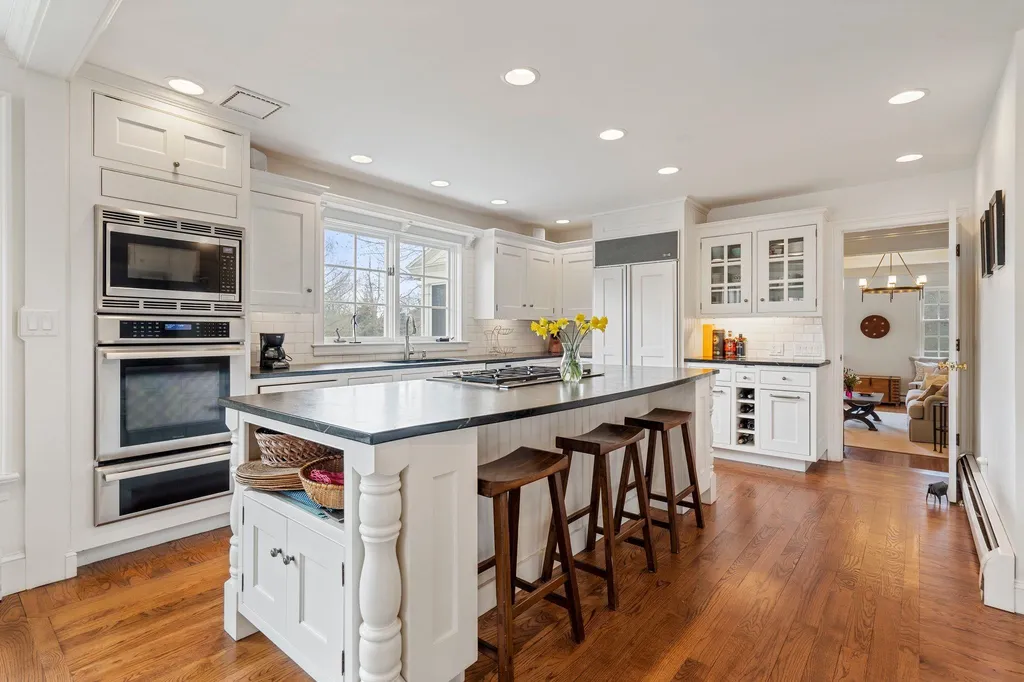 33 Blue Heron Lane Hanover NH 03750