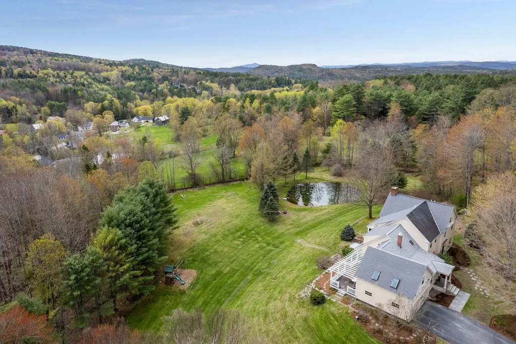 33 Blue Heron Lane Hanover NH 03750