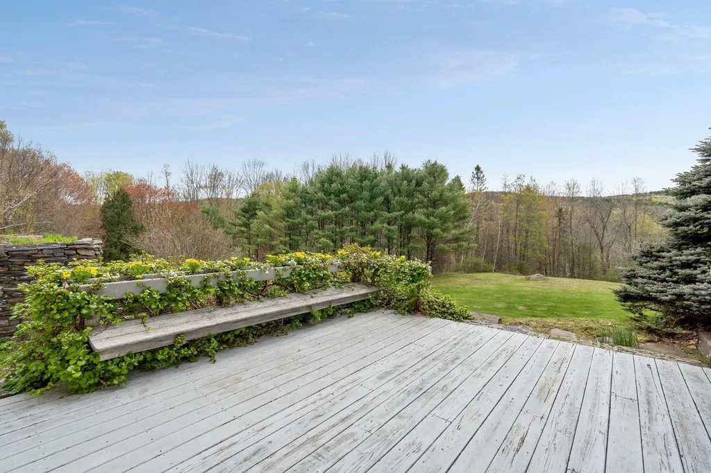 33 Blue Heron Lane Hanover NH 03750