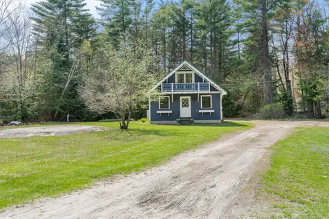43 Sioux Path Sunapee NH 03782