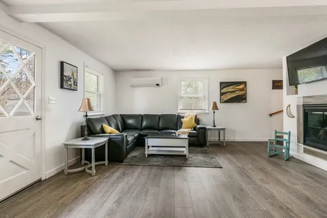 43 Sioux Path Sunapee NH 03782