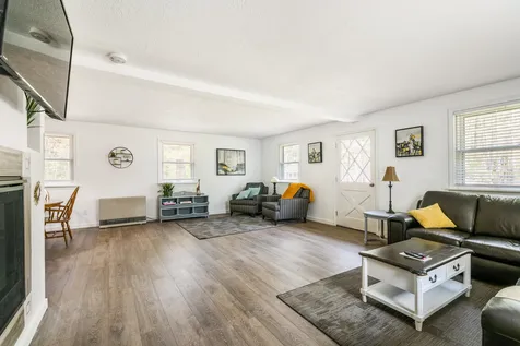 43 Sioux Path Sunapee NH 03782
