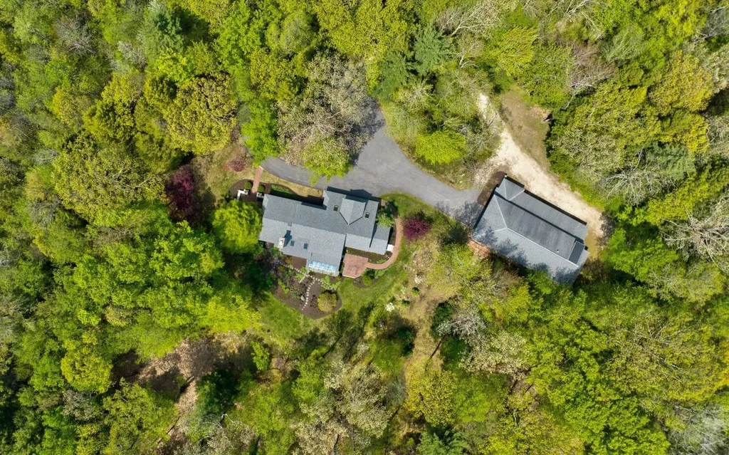 3r Birnum Woods Road Stratham NH 03885