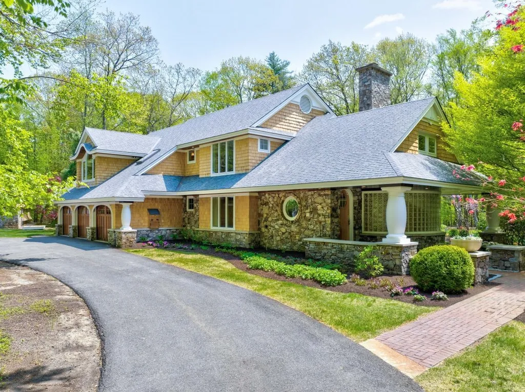 3r Birnum Woods Road Stratham NH 03885