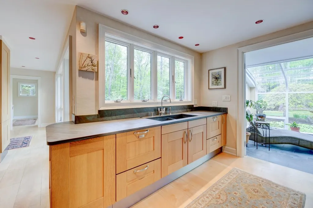 3r Birnum Woods Road Stratham NH 03885