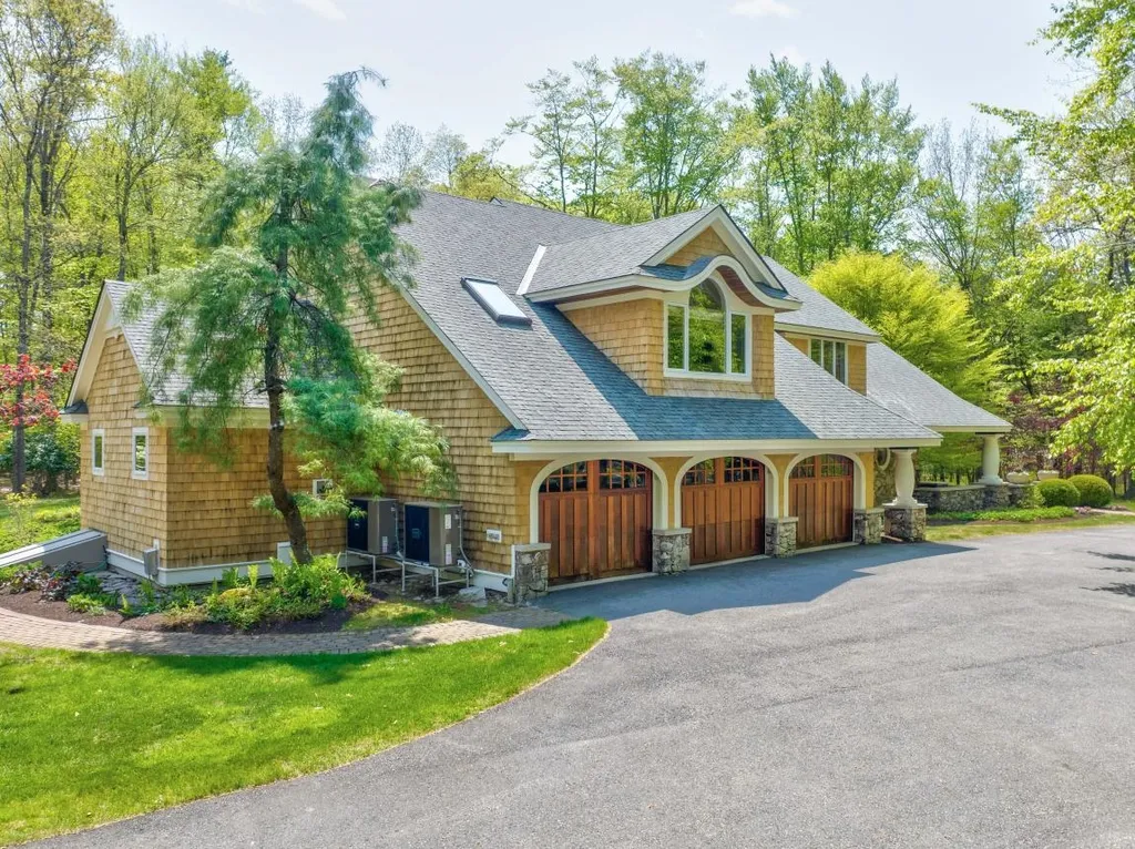 3r Birnum Woods Road Stratham NH 03885