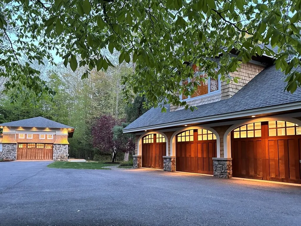 3r Birnum Woods Road Stratham NH 03885