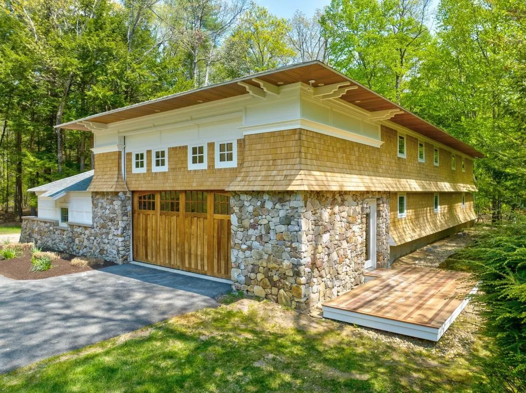 3r Birnum Woods Road Stratham NH 03885