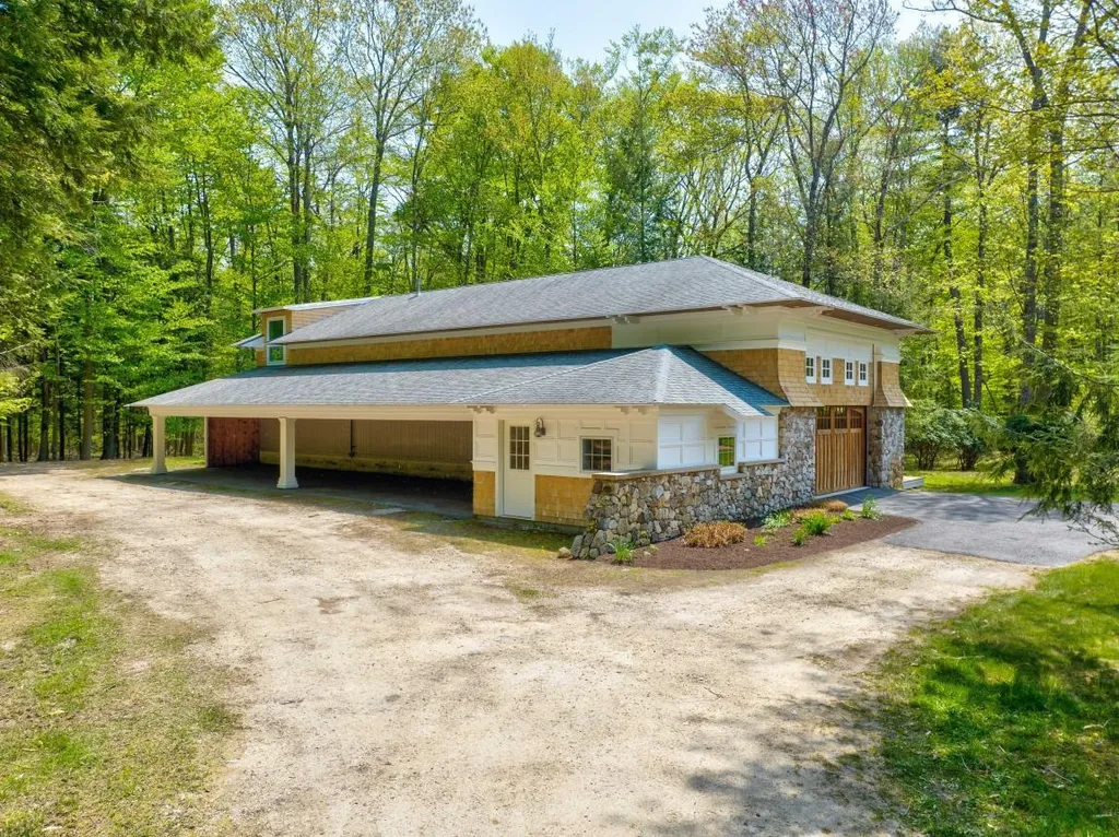3r Birnum Woods Road Stratham NH 03885