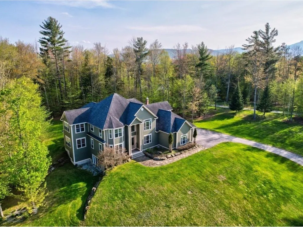 185 West Pinnacle Ridge Road Waterbury VT 05676