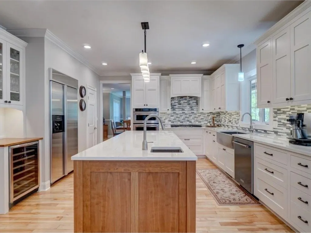 185 West Pinnacle Ridge Road Waterbury VT 05676