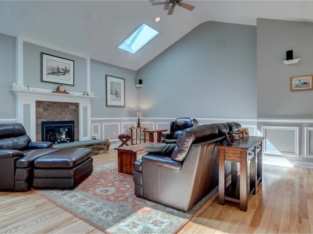 185 West Pinnacle Ridge Road Waterbury VT 05676