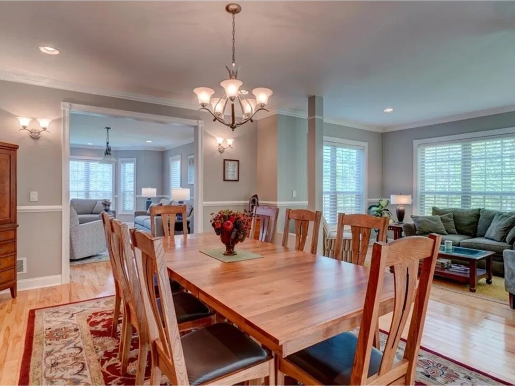 185 West Pinnacle Ridge Road Waterbury VT 05676
