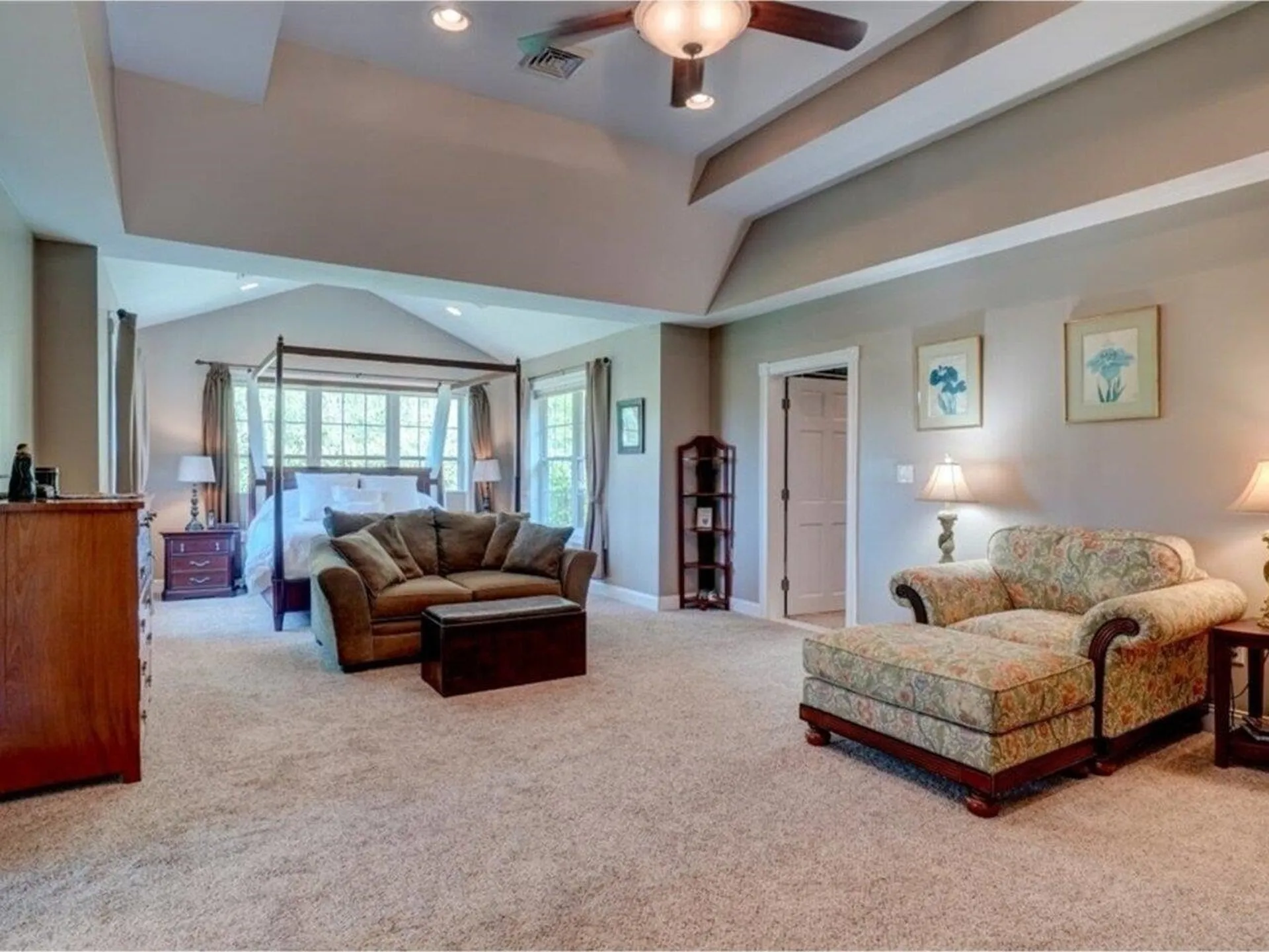 185 West Pinnacle Ridge Road Waterbury VT 05676