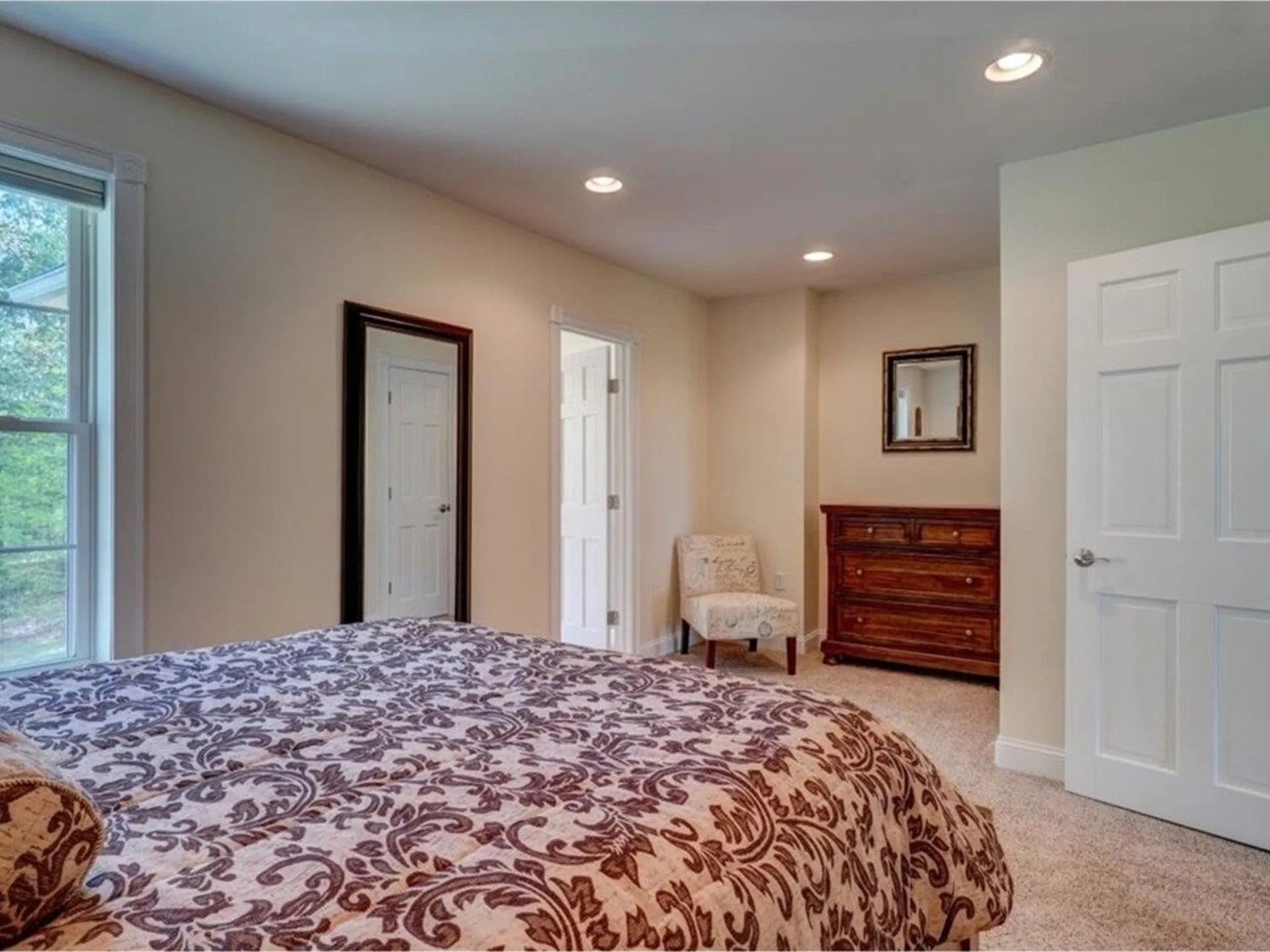 185 West Pinnacle Ridge Road Waterbury VT 05676