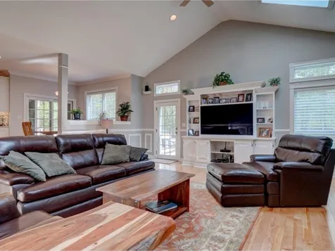 185 West Pinnacle Ridge Road Waterbury VT 05676