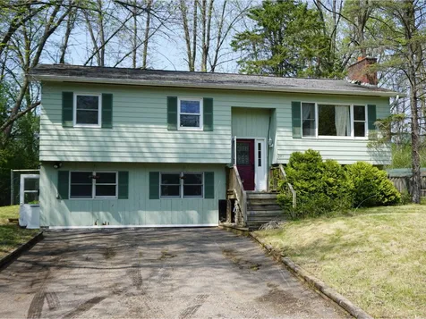 281 Hedgerow Drive Shelburne VT 05482