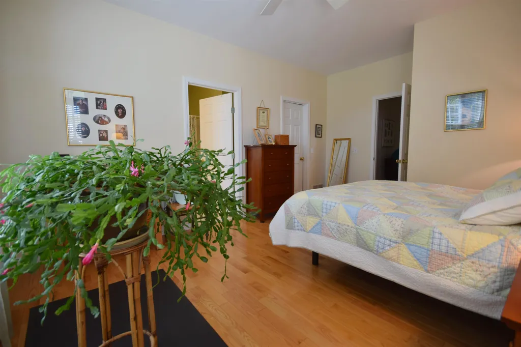 25 Fieldstone Drive South Burlington VT 05403