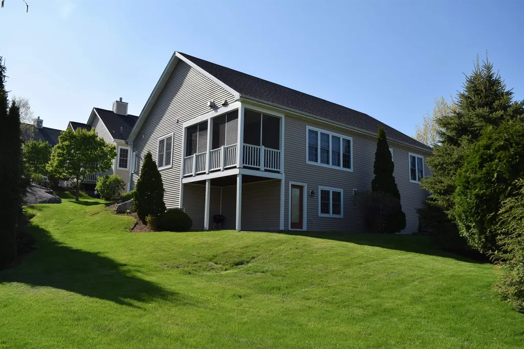 25 Fieldstone Drive South Burlington VT 05403
